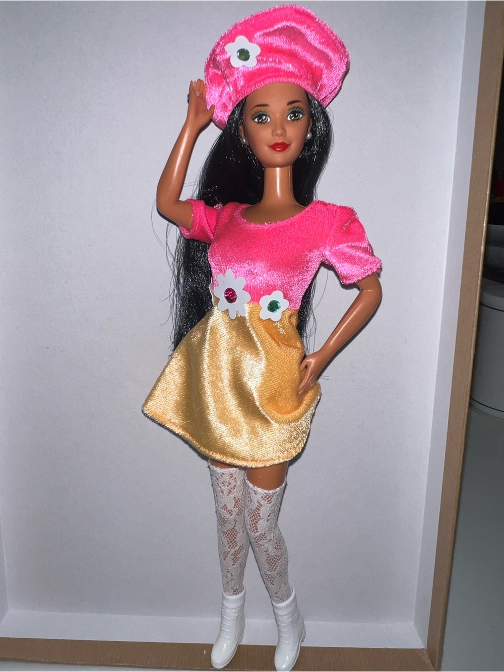 1995 Polynesian Barbie in Fashion Avenue